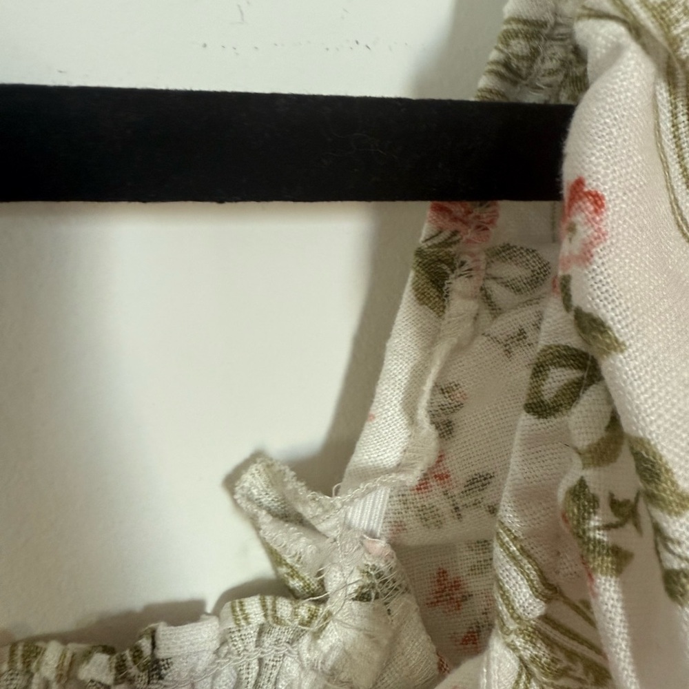 Reformation Arancini Linen Puffed Sleeve Top in Heath Floral, Size 4 - Picture 6 of 9